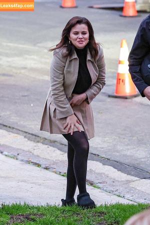 Selena Gomez photo #3535