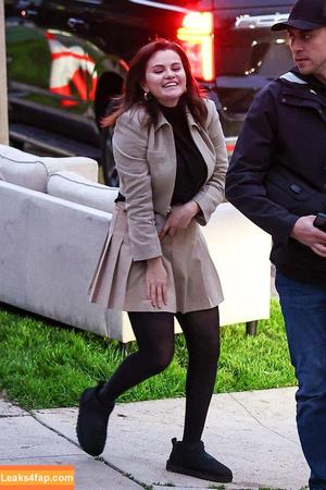 Selena Gomez photo #3551