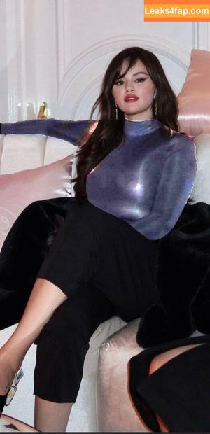 Selena Gomez photo #3651