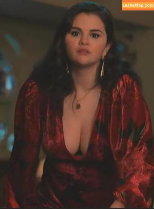 Selena Gomez photo #3716