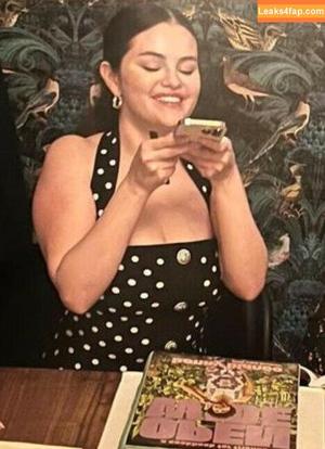 Selena Gomez фото #3841