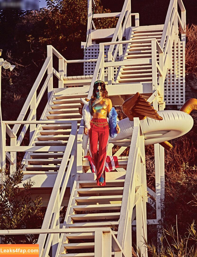Selena Gomez / Selena / https: / selena.gomez / selenagomez leaked photo photo #4219