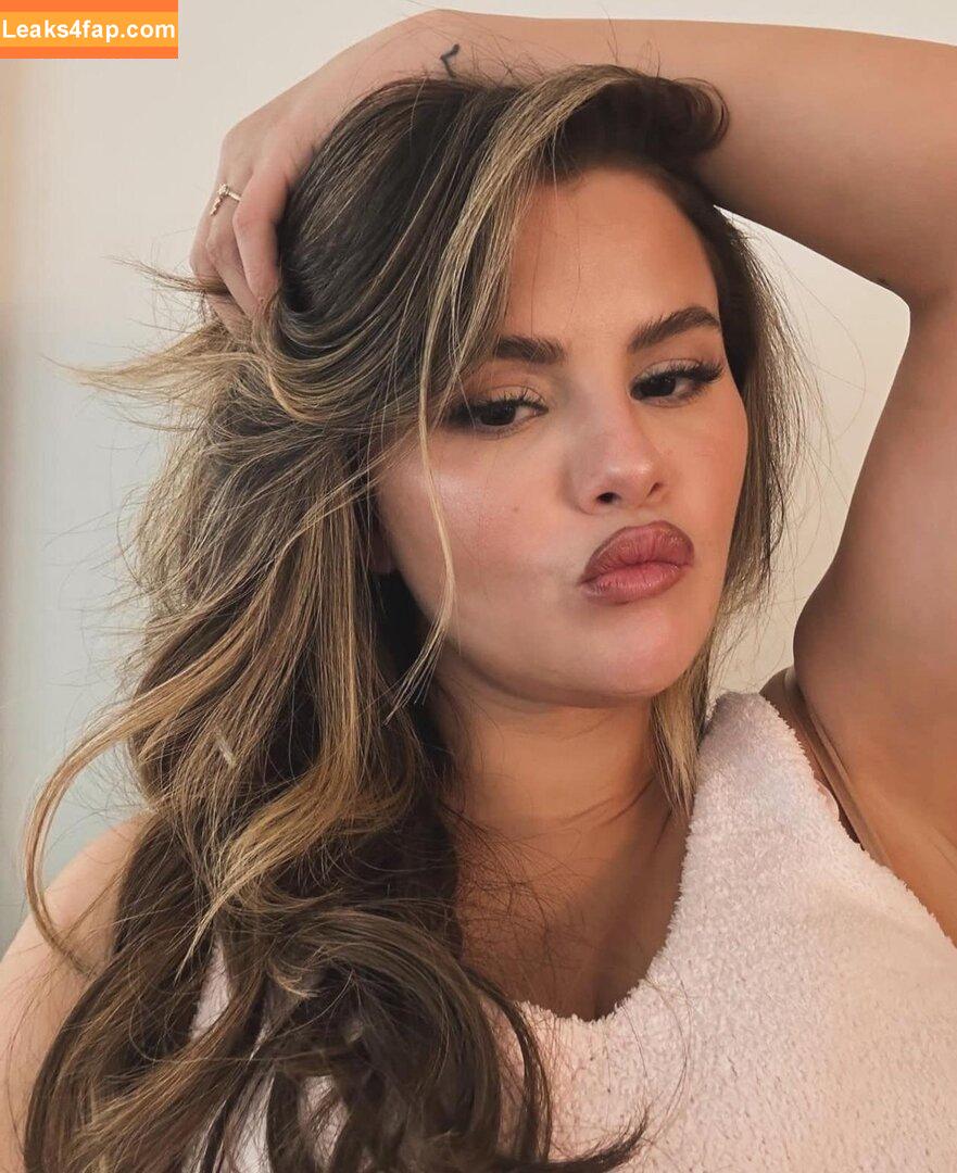 Selena Gomez / Selena / https: / selena.gomez / selenagomez leaked photo photo #4539