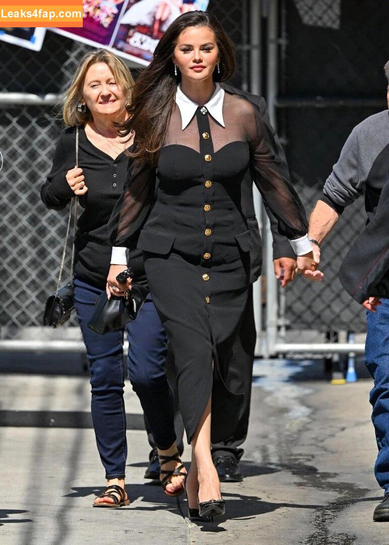 Selena Gomez / Selena / https: / selena.gomez / selenagomez leaked photo photo #4884