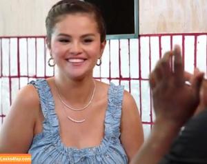 Selena Gomez photo #4049