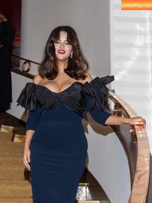Selena Gomez photo #4075