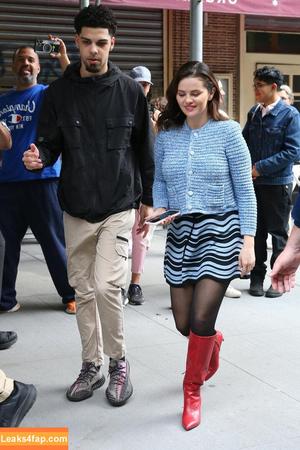 Selena Gomez photo #4332