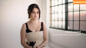 Selena Gomez photo #4393