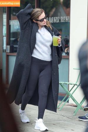 Selena Gomez photo #4546