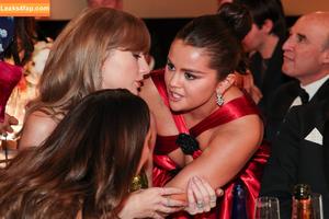 Selena Gomez photo #4590