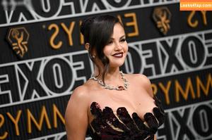 Selena Gomez photo #4627