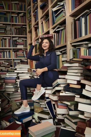 Selena Gomez photo #4858