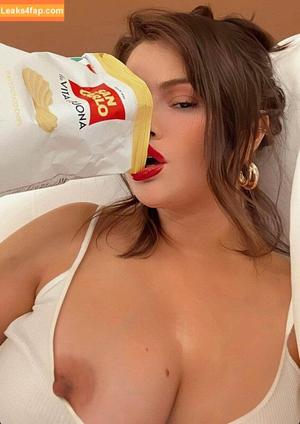 Selena Gomez photo #4876