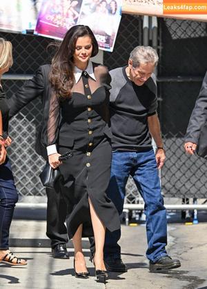 Selena Gomez photo #4885