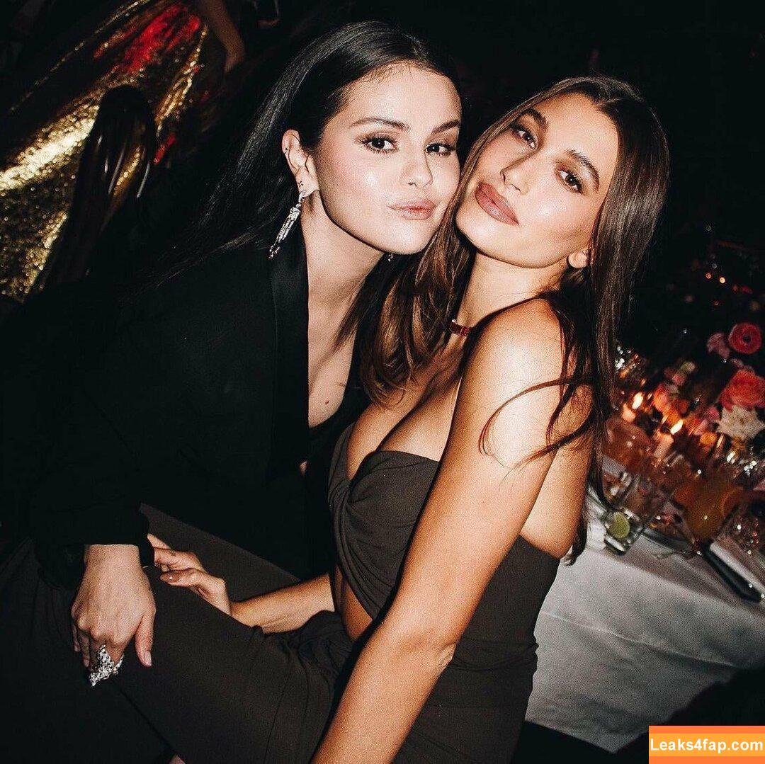 Selena Gomez / Selena / https: / selena.gomez / selenagomez leaked photo photo #5087