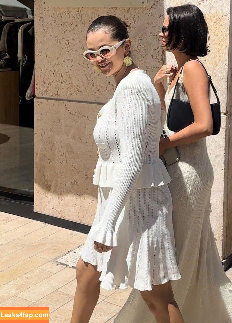 Selena Gomez / Selena / https: / selena.gomez / selenagomez leaked photo photo #5133