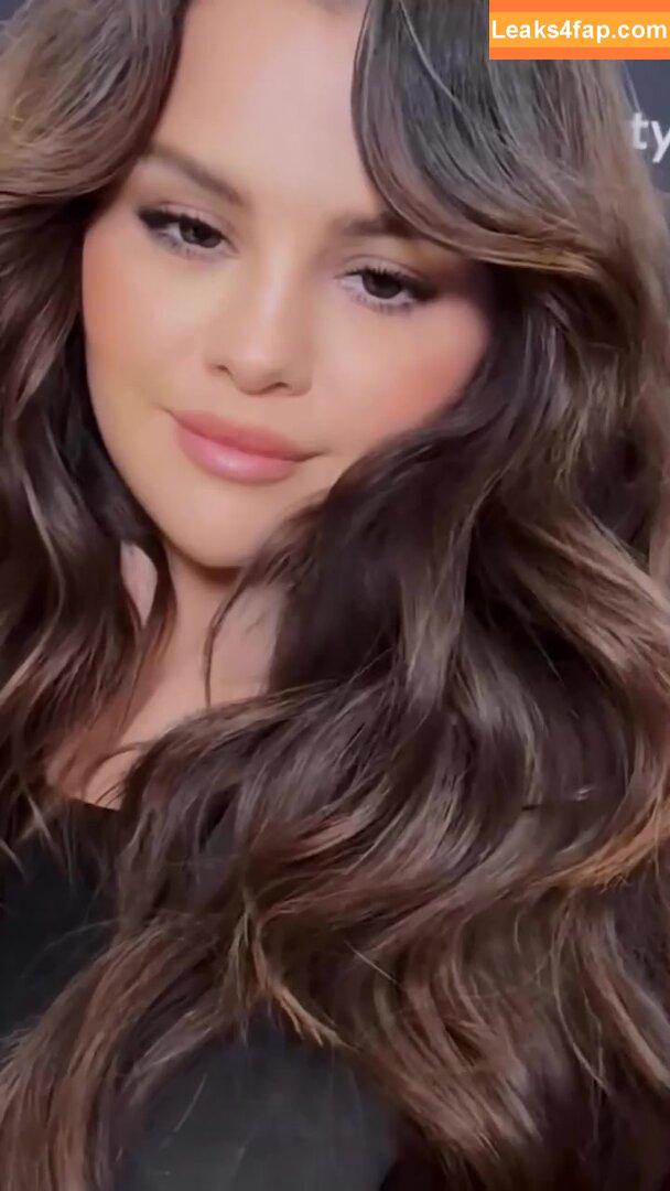 Selena Gomez / Selena / https: / selena.gomez / selenagomez слитое фото фото #5231