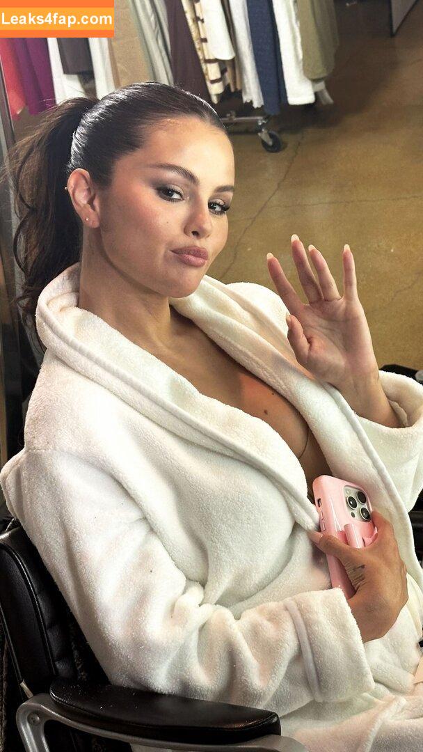 Selena Gomez / Selena / https: / selena.gomez / selenagomez слитое фото фото #5233