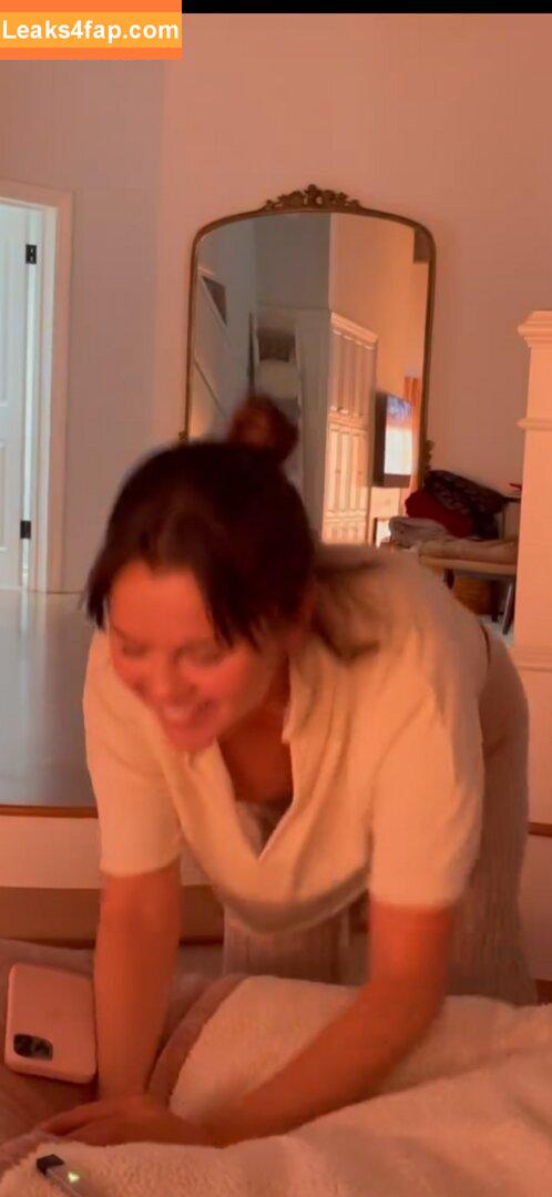 Selena Gomez / Selena / https: / selena.gomez / selenagomez слитое фото фото #5283