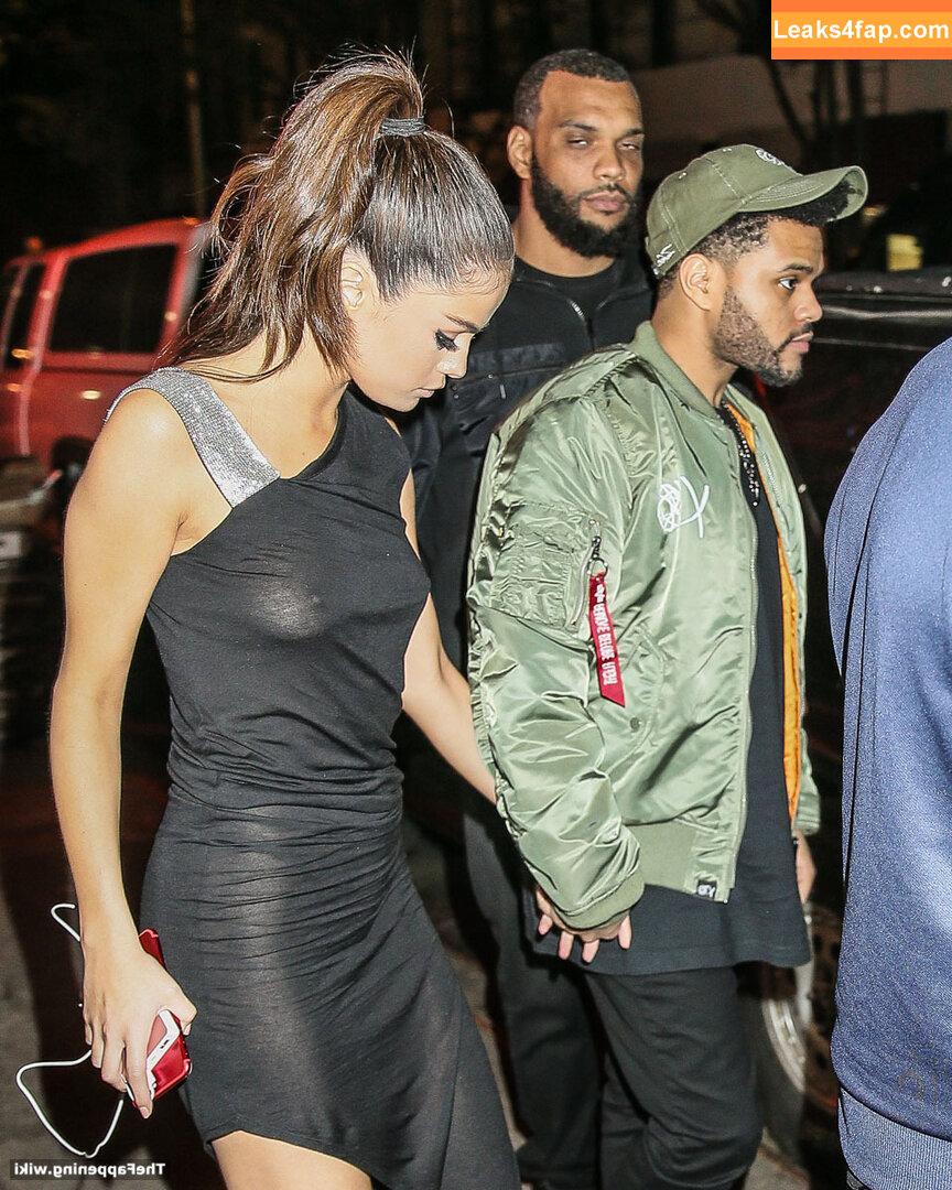 Selena Gomez / Selena / https: / selena.gomez / selenagomez leaked photo photo #5361