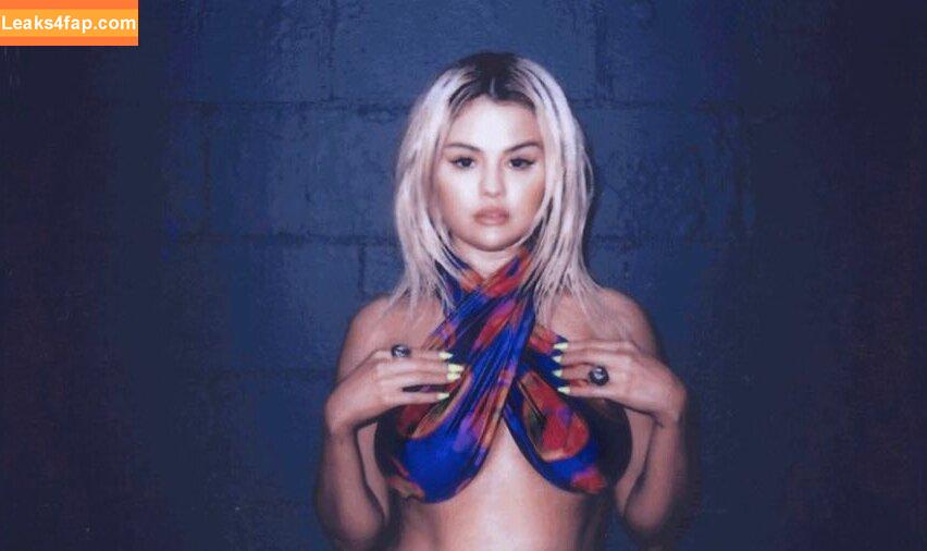 Selena Gomez / Selena / https: / selena.gomez / selenagomez leaked photo photo #5477