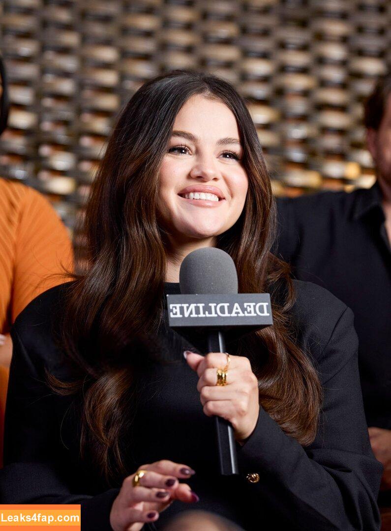 Selena Gomez / Selena / https: / selena.gomez / selenagomez слитое фото фото #5597