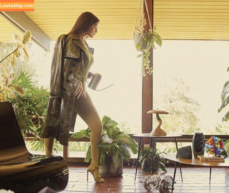 Selena Gomez / Selena / https: / selena.gomez / selenagomez слитое фото фото #5678