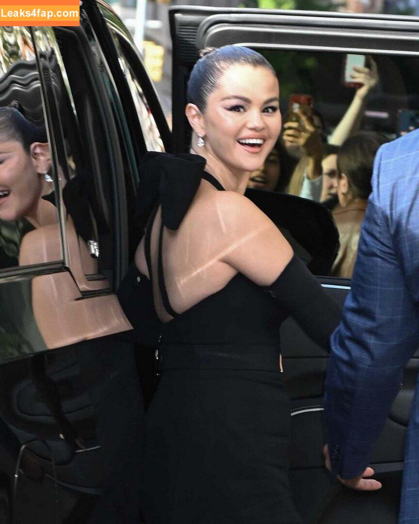 Selena Gomez / Selena / https: / selena.gomez / selenagomez слитое фото фото #5965