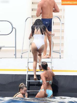 Selena Gomez photo #5076
