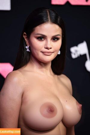 Selena Gomez фото #5191