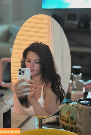 Selena Gomez фото #5212