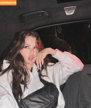 Selena Gomez фото #5215