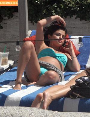 Selena Gomez photo #5480