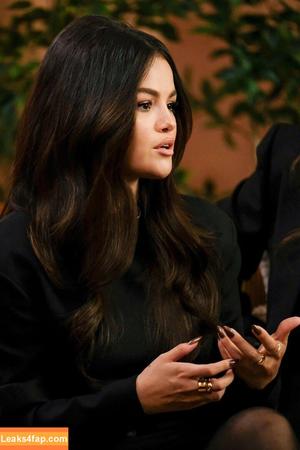 Selena Gomez фото #5619