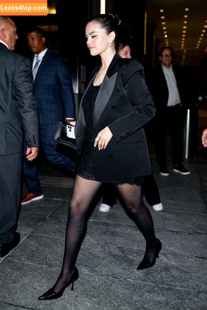 Selena Gomez / Selena / https: / selena.gomez / selenagomez слитое фото фото #6024