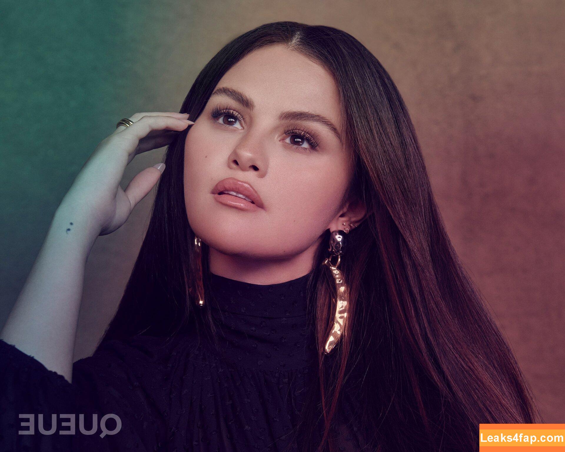 Selena Gomez / Selena / https: / selena.gomez / selenagomez leaked photo photo #6236