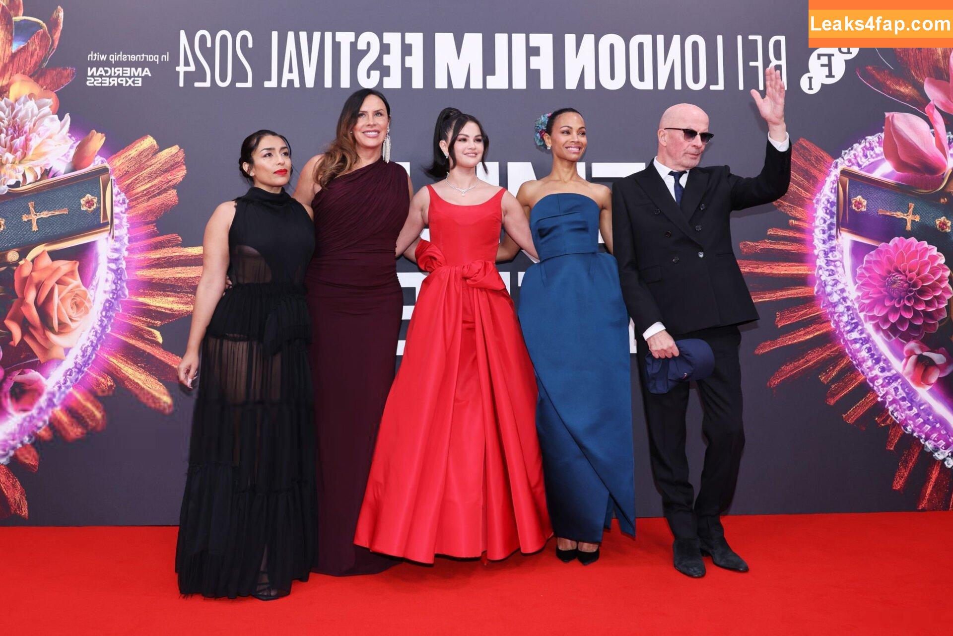 Selena Gomez / Selena / https: / selena.gomez / selenagomez leaked photo photo #6387