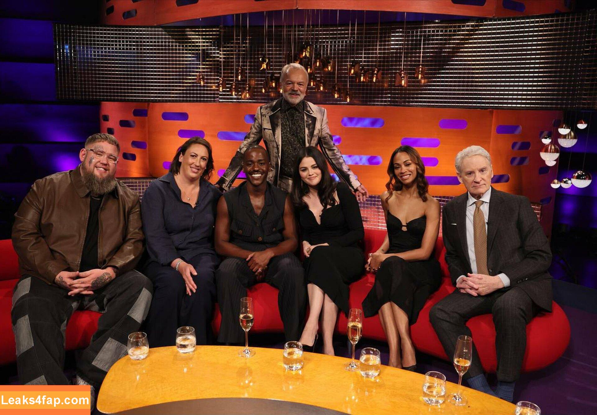 Selena Gomez / Selena / https: / selena.gomez / selenagomez leaked photo photo #6399