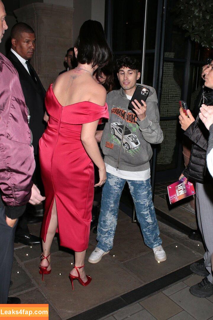 Selena Gomez / Selena / https: / selena.gomez / selenagomez leaked photo photo #6468