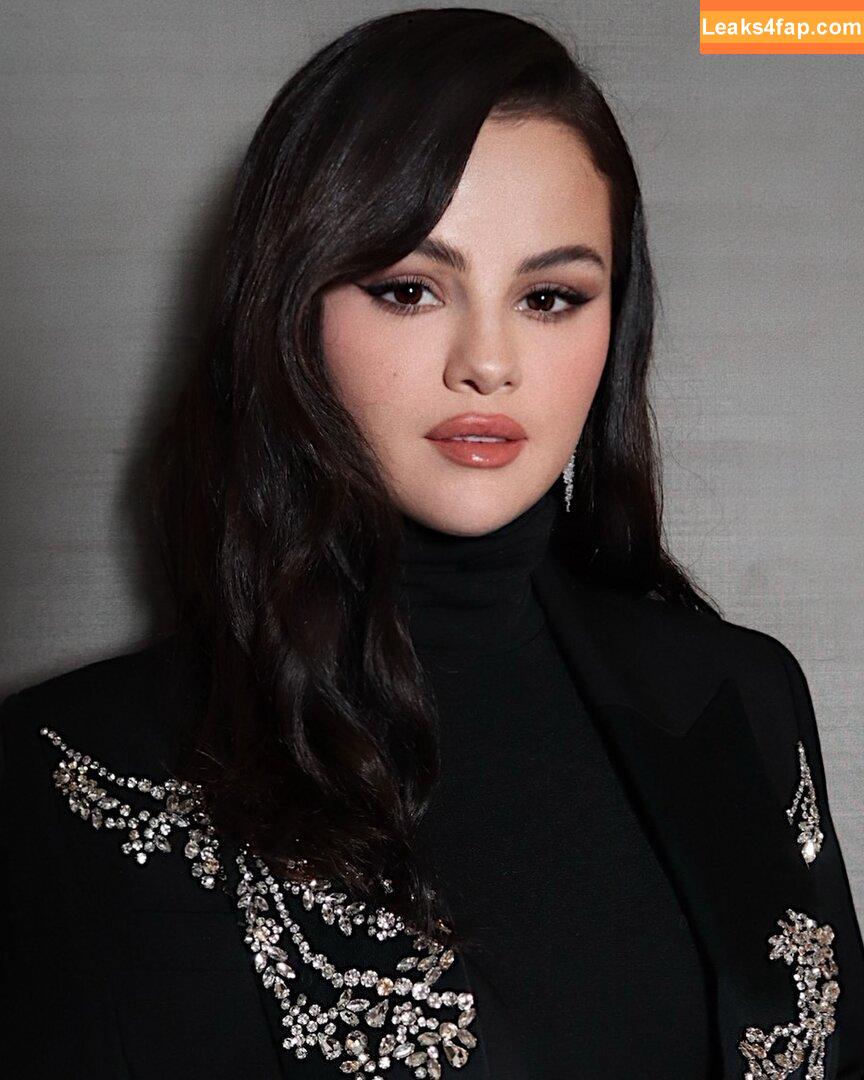 Selena Gomez / Selena / https: / selena.gomez / selenagomez leaked photo photo #6523