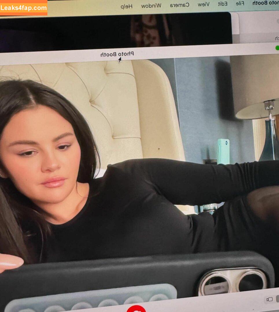 Selena Gomez / Selena / https: / selena.gomez / selenagomez leaked photo photo #6563