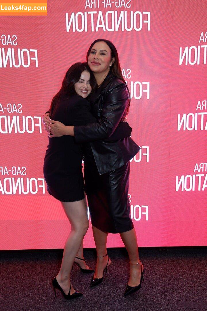 Selena Gomez / Selena / https: / selena.gomez / selenagomez leaked photo photo #6732