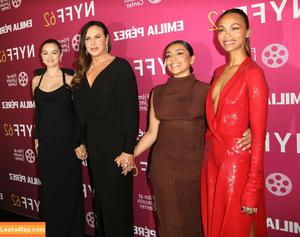 Selena Gomez photo #6066