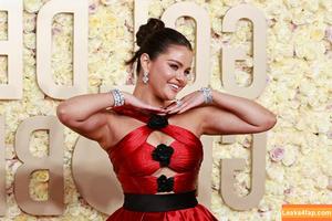 Selena Gomez photo #6134