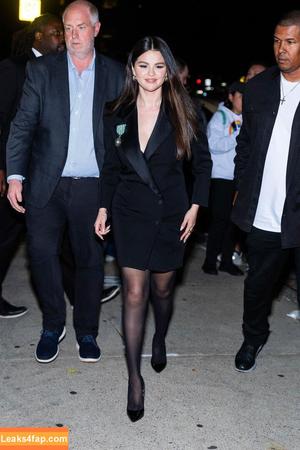 Selena Gomez photo #6184
