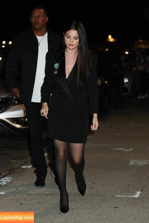 Selena Gomez photo #6192
