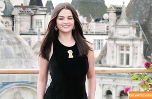 Selena Gomez photo #6288