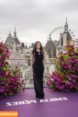 Selena Gomez photo #6309