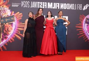 Selena Gomez photo #6378