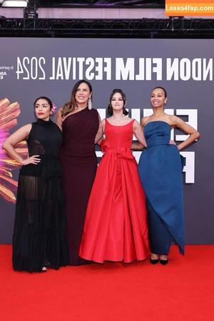 Selena Gomez photo #6388